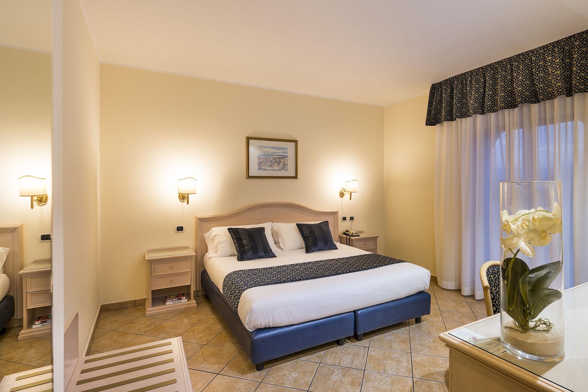 Sant Alphio Garden Hotel&spa Hotel 4*