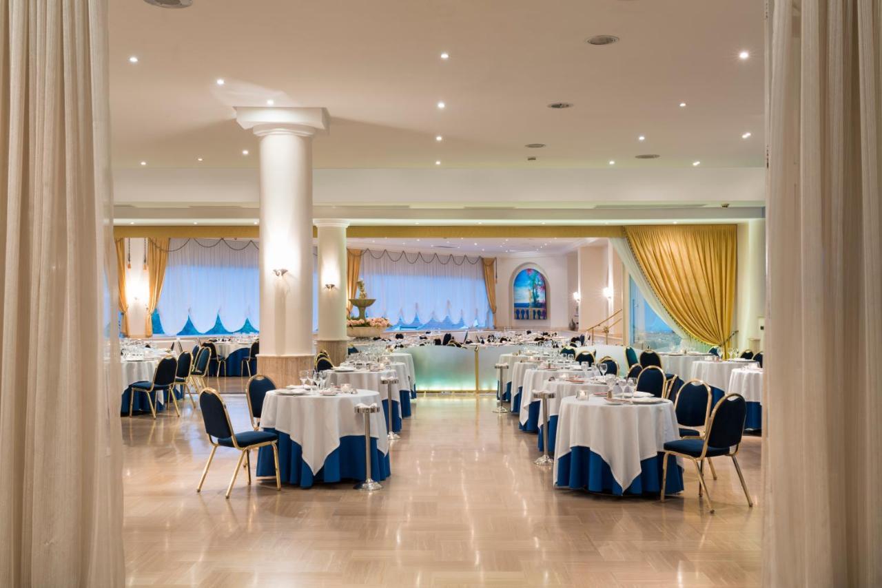Hotel Sant Alphio Garden & 4*