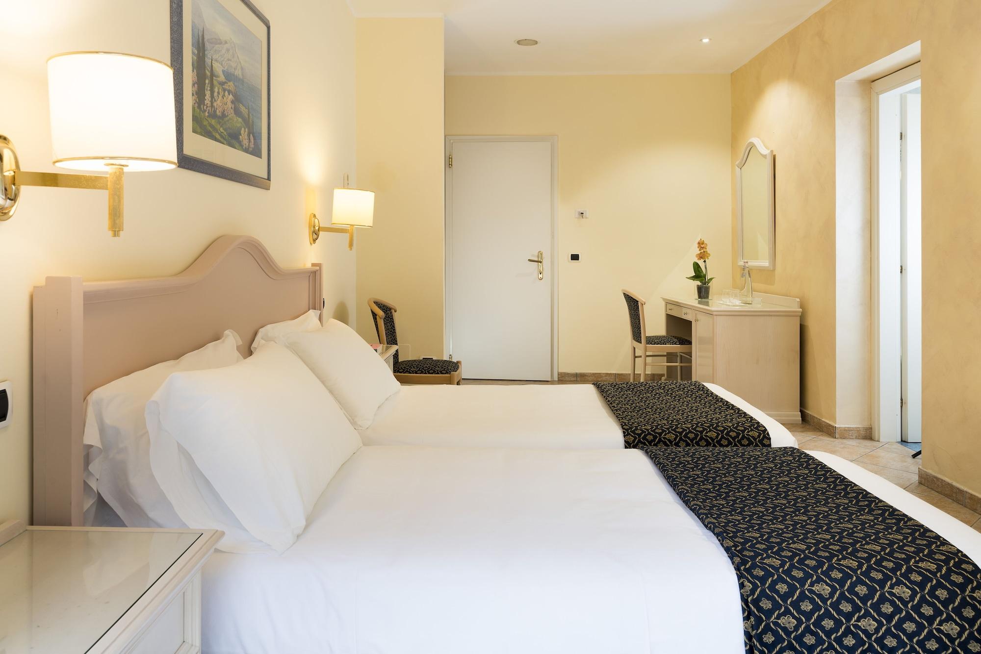 Sant Alphio Garden & Hotel 4*